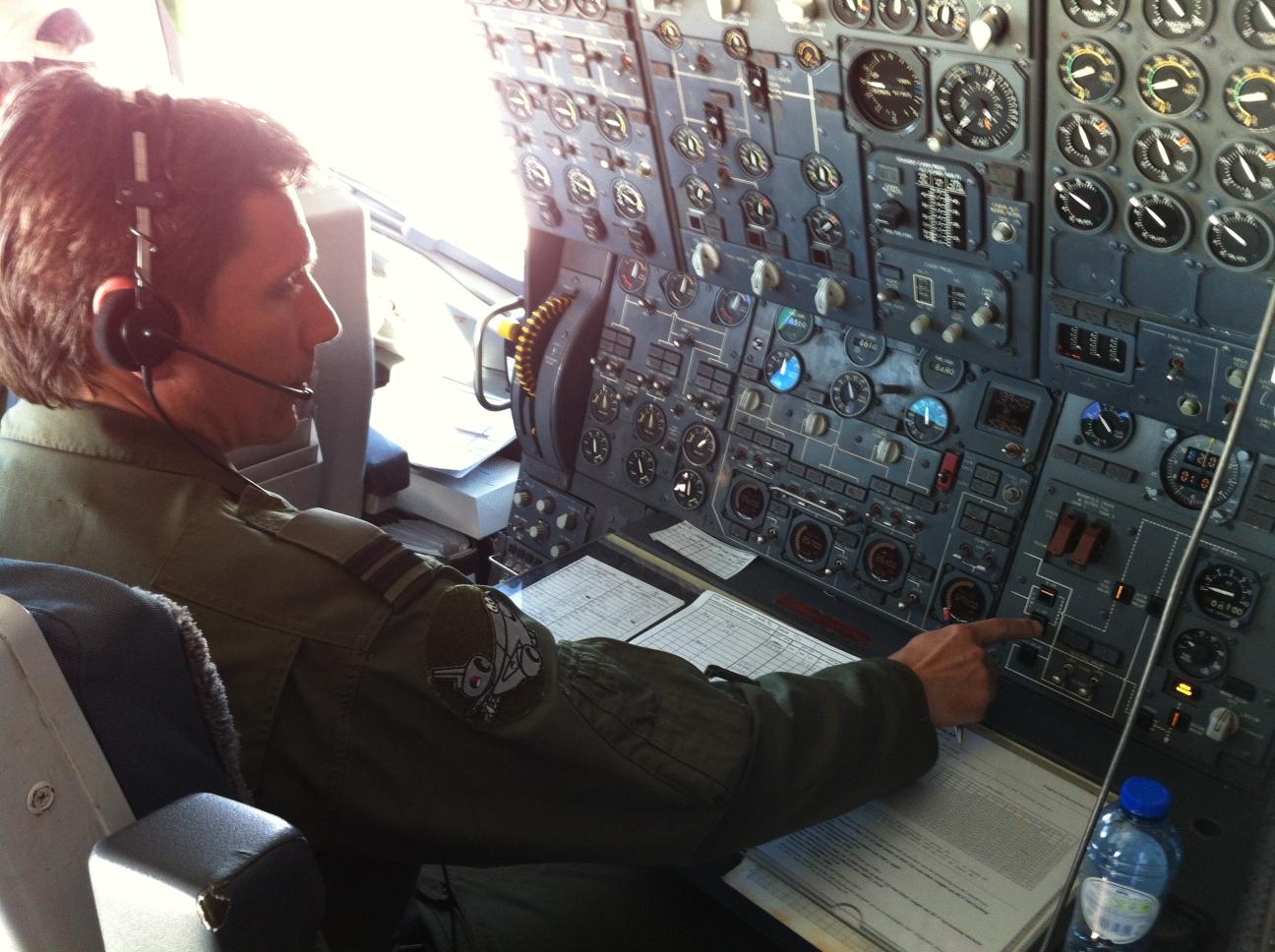Dutch Flight Engineer Dutch Flight Engineer